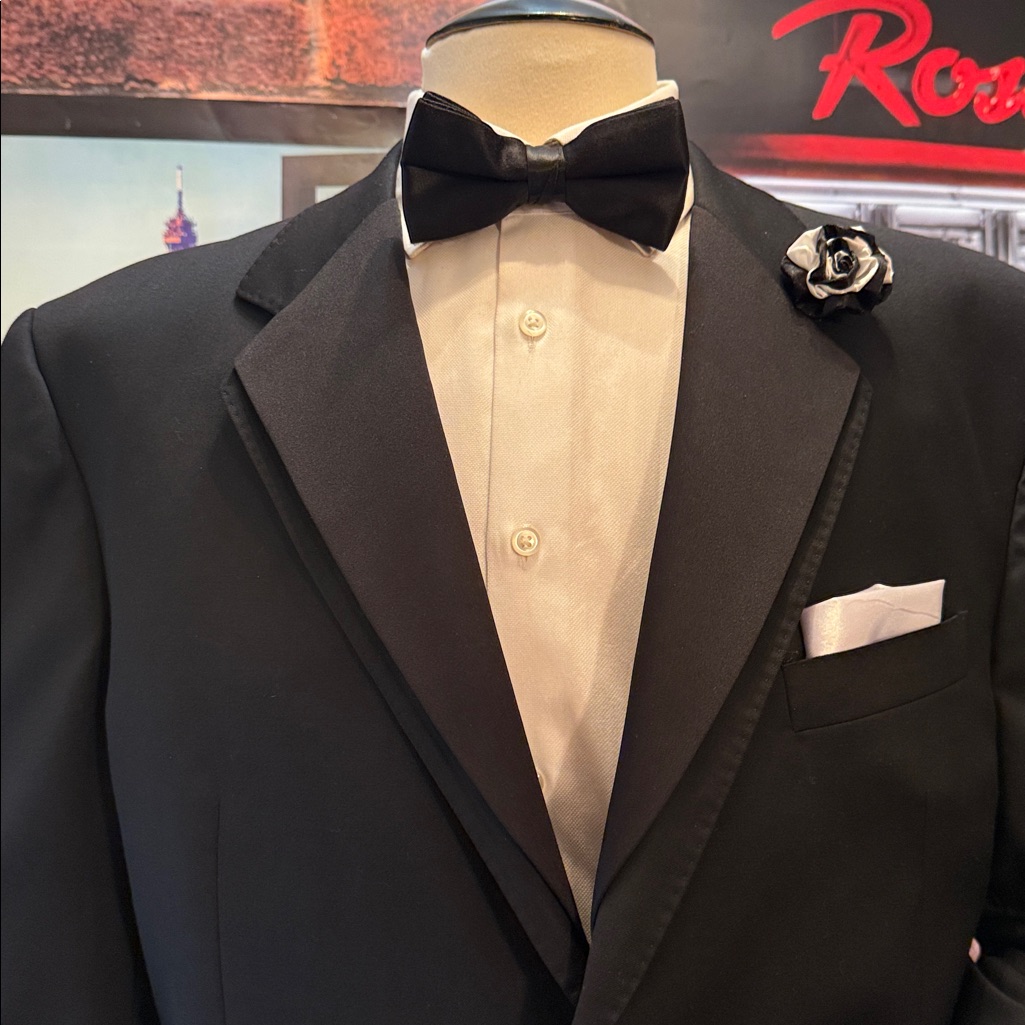 Classic Black Tuxedo Jacket With Satin Trim